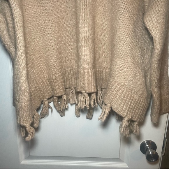 Kate Spade Broome Street Alpaca Tassel Fringe Pullover Sweater Caramel Sz Large - Picture 6 of 6